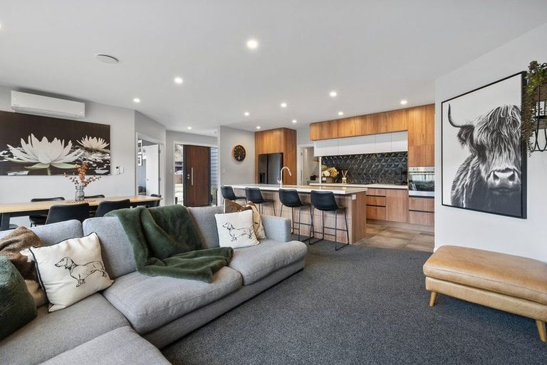 Photo of property in 34 Freedom Drive, Kelvin Grove, Palmerston North, 4414