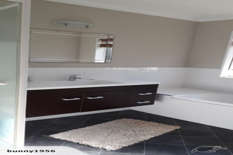 Photo of property in 2 Munro Place, Flagstaff, Hamilton, 3210