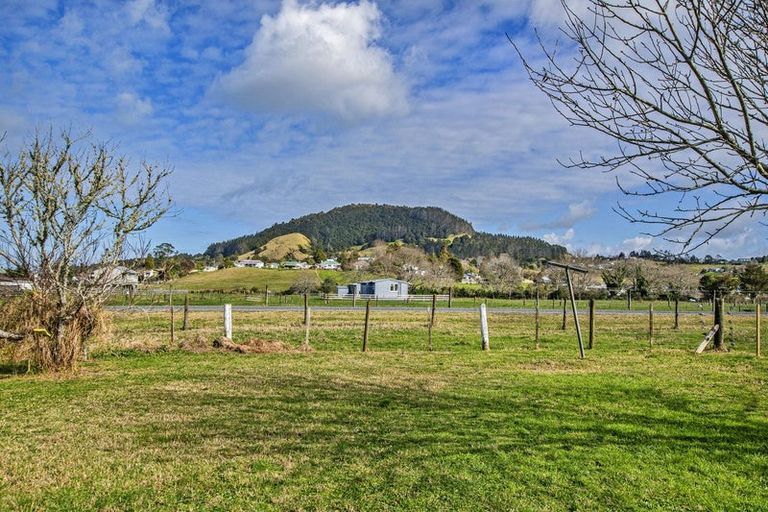 Photo of property in 39 Valley Road, Hikurangi, 0114