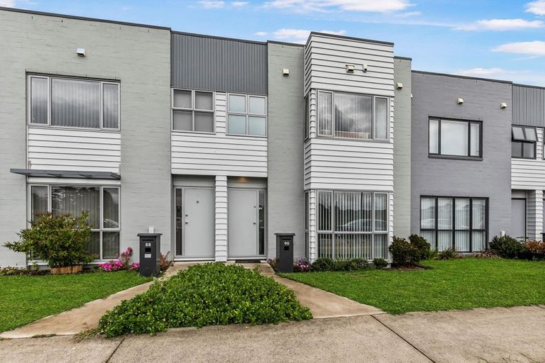 Photo of property in 90 Arion Road, Takanini, 2112