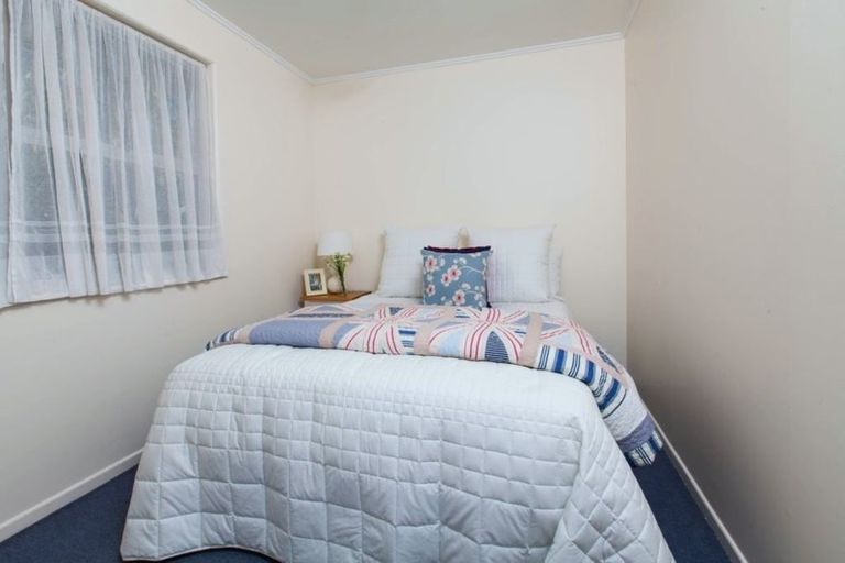 Photo of property in 14 Mchardy Place, Glenfield, Auckland, 0627