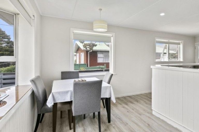 Photo of property in 71 Karamu Crescent, Wainuiomata, Lower Hutt, 5014