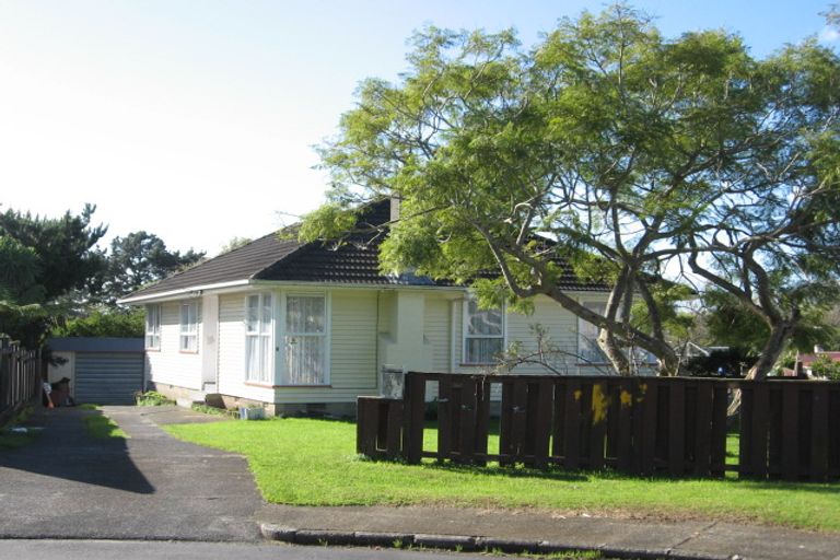 Photo of property in 7 Leonard Place, Otara, Auckland, 2023