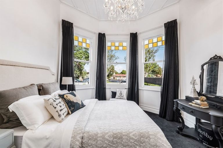 Photo of property in 12 Cross Street, Regent, Whangarei, 0112