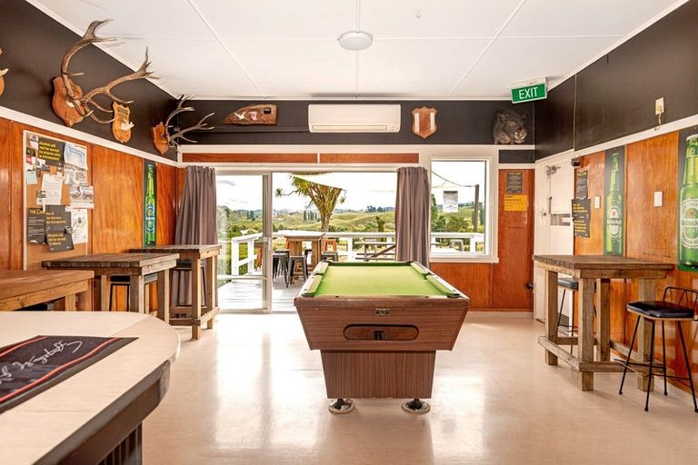 Photo of property in 2 School Road, Tiniroto, Manutuke, 4078