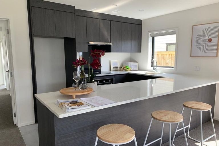 Photo of property in 7 Poutawa Lane, Clarks Beach, 2122