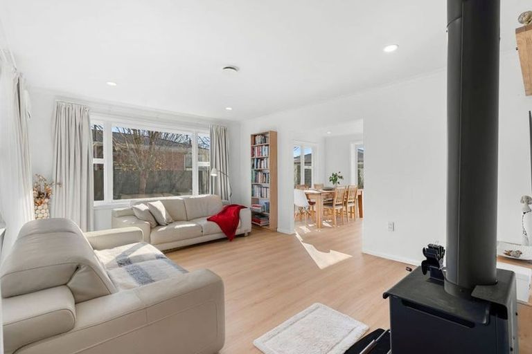 Photo of property in 126 Kendal Avenue, Burnside, Christchurch, 8053