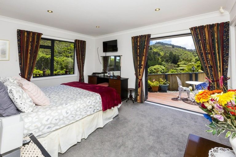 Photo of property in 20 Ormrod Grove, Riverstone Terraces, Upper Hutt, 5018