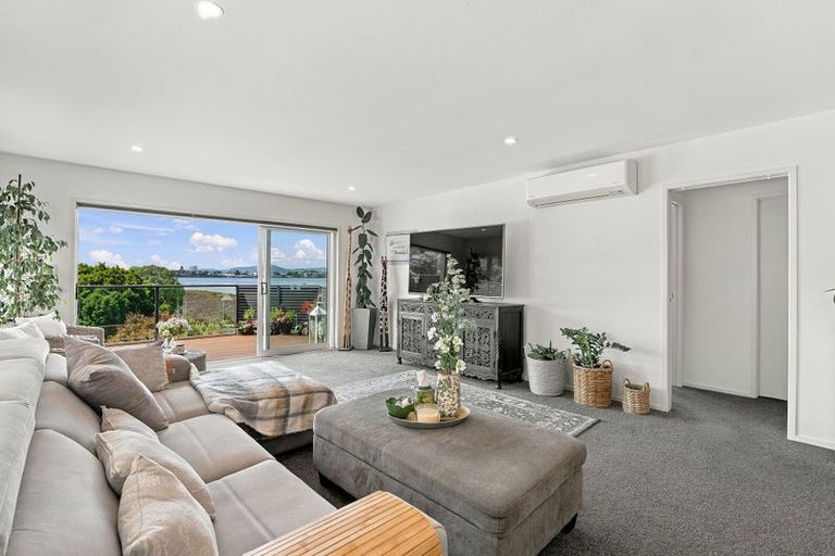 Photo of property in 9 Coach Drive, Otumoetai, Tauranga, 3110