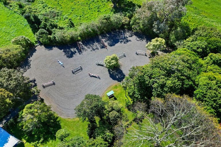 Photo of property in 58 Te Roto Road, Otaki, 5512