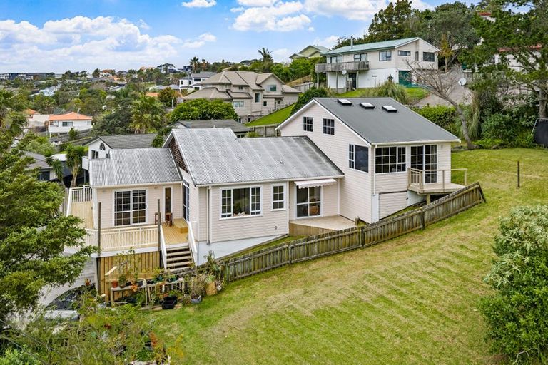 Photo of property in 41 Ferry Road, Arkles Bay, Whangaparaoa, 0932