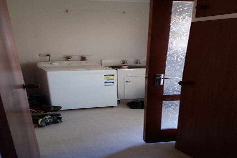 Photo of property in 1/5 Somerset Place, Taradale, Napier, 4112