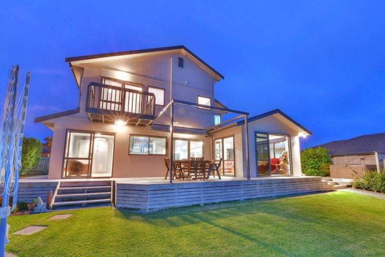 Photo of property in 14 Commodore Court, Gulf Harbour, Whangaparaoa, 0930