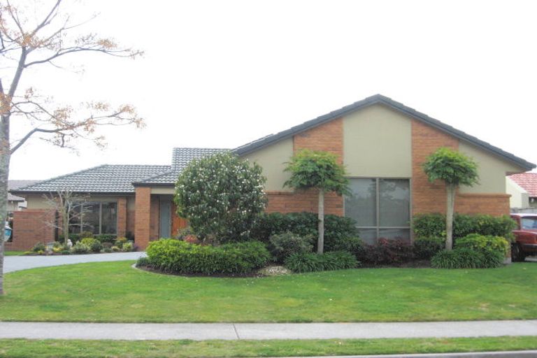 Photo of property in 40 Beachwater Drive, Papamoa Beach, Papamoa, 3118