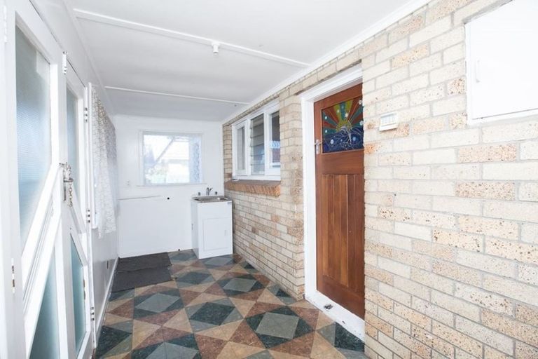 Photo of property in 1 Breckons Avenue, Nawton, Hamilton, 3200