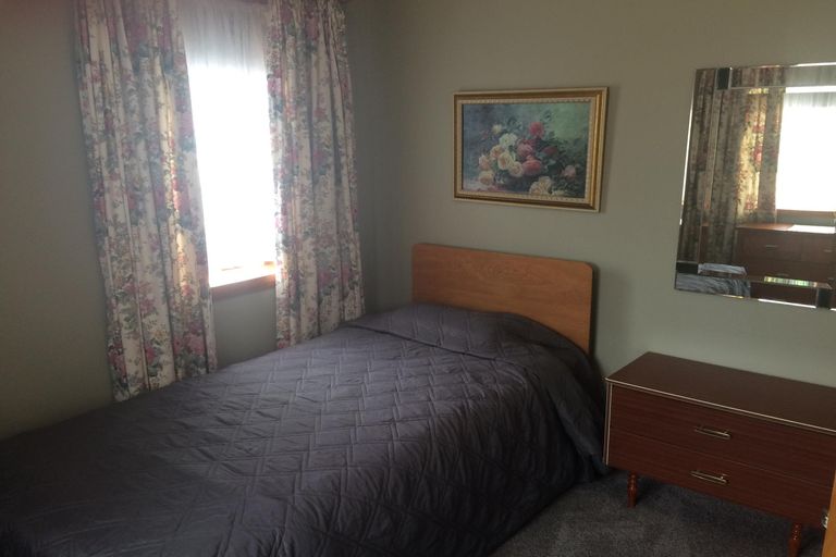 Photo of property in 79 Savage Crescent, West End, Palmerston North, 4412