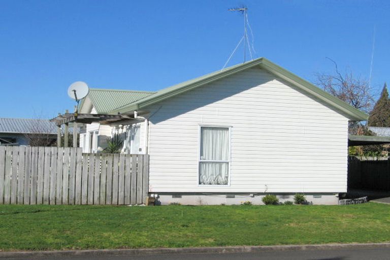 Photo of property in 10 Penney Green, Nawton, Hamilton, 3200