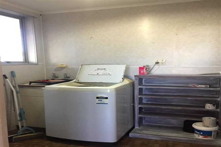 Photo of property in 2/63 Seddon Crescent, Marewa, Napier, 4110