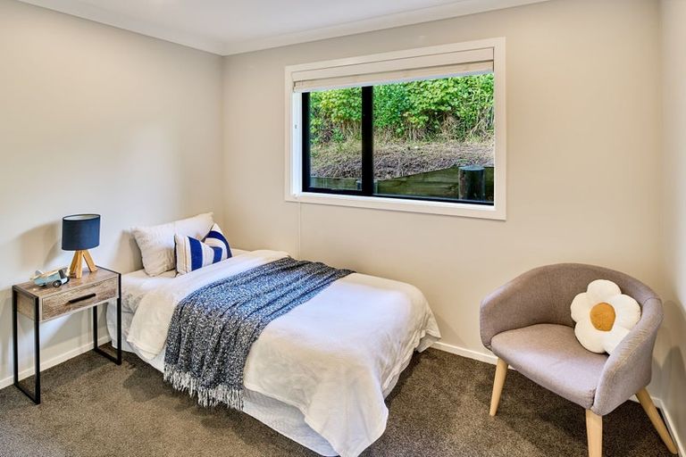 Photo of property in 37a Pembroke Street, Tawa, Wellington, 5028