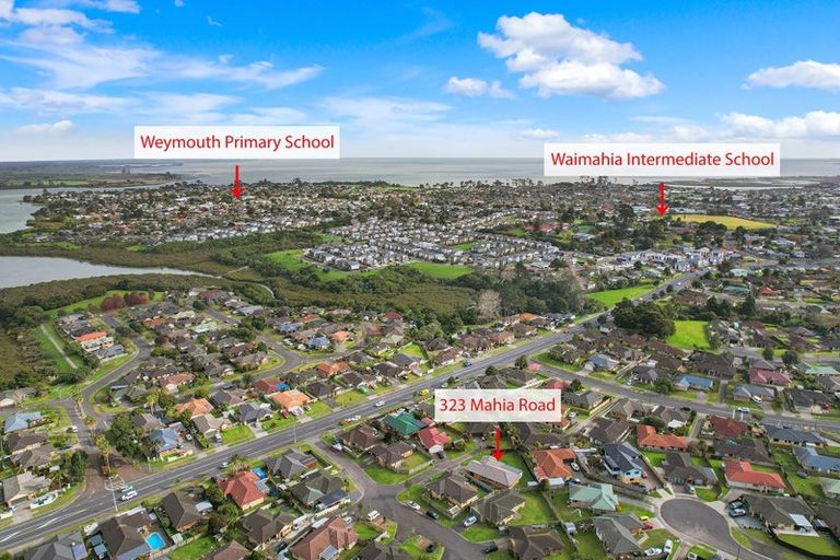 Photo of property in 323 Mahia Road, Weymouth, Auckland, 2103