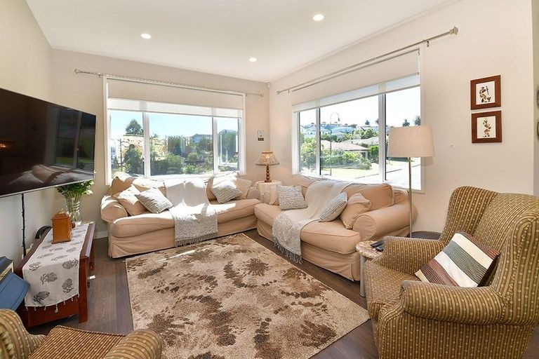 Photo of property in 63 Pinecrest Drive, Gulf Harbour, Whangaparaoa, 0930