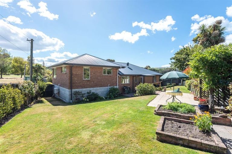 Photo of property in 107 Bay View Road, Moncks Bay, Christchurch, 8081