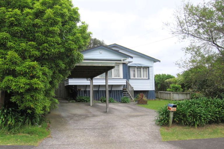 Photo of property in 67 Clayburn Road, Glen Eden, Auckland, 0602