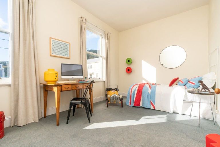 Photo of property in 67 Austin Street, Mount Victoria, Wellington, 6011