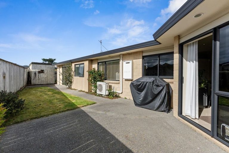 Photo of property in 7 Datum Way, Paraparaumu, 5032