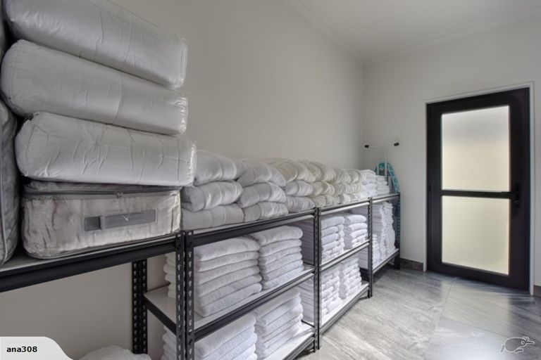 Photo of property in 71 Hokonui Drive, Gore, 9710