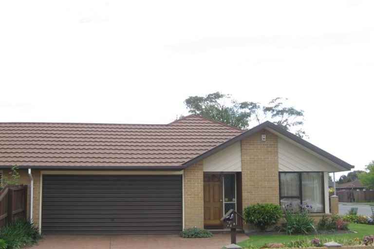 Photo of property in 2/2 Hibiscus Place, Redwood, Christchurch, 8051