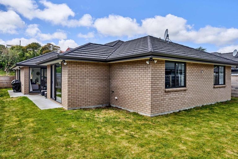 Photo of property in 26 Tradewinds Drive, Whitby, Porirua, 5024