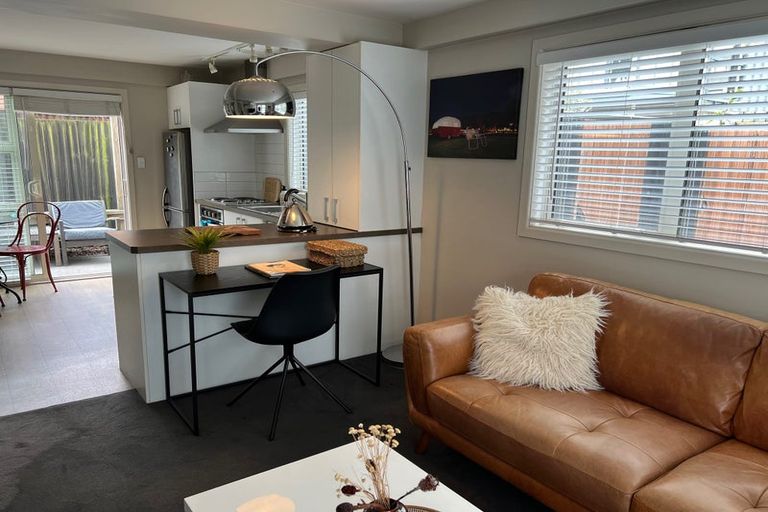 Photo of property in 1/220 Worcester Street, Christchurch Central, Christchurch, 8011