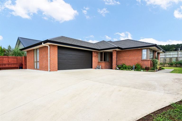 Photo of property in 3 Lake Drive, Tikipunga, Whangarei, 0112