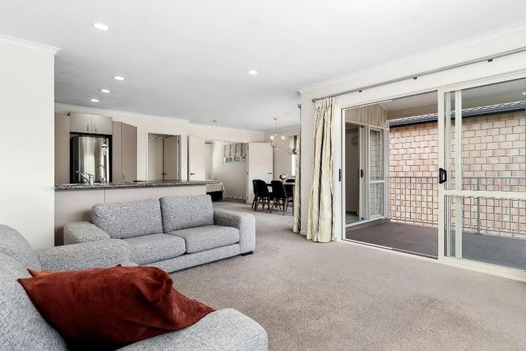 Photo of property in 4/19 Glencarron Place, Bethlehem, Tauranga, 3110