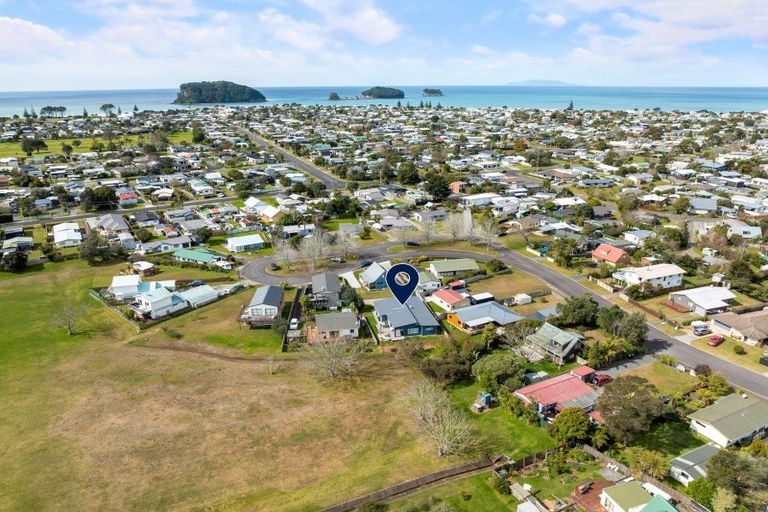 Photo of property in 114 Avalon Place, Whangamata, 3620