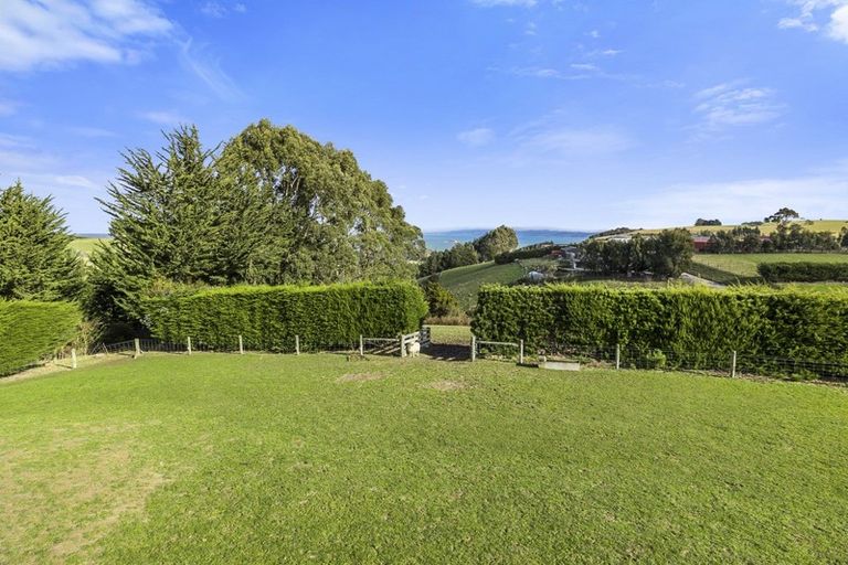Photo of property in 15 Green Island Bush Road, Blackhead, Dunedin, 9076