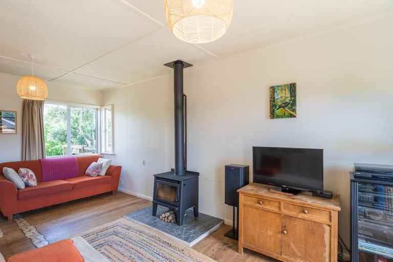 Photo of property in 10b Waikare Road, Raumati Beach, Paraparaumu, 5032