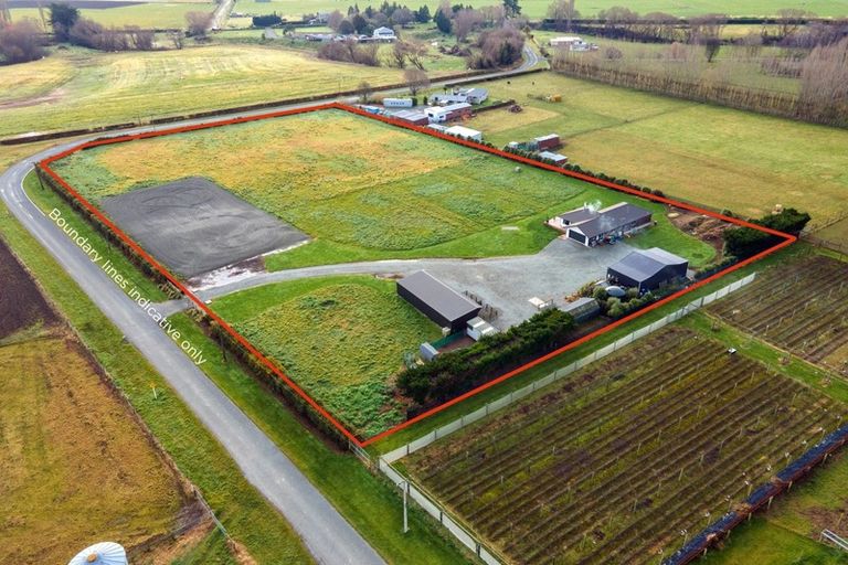 Photo of property in 188 Orakipaoa Island Road, Milford, Temuka, 7986