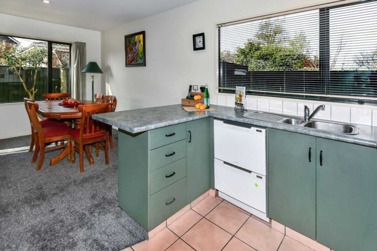Photo of property in 78a Sawyers Arms Road, Northcote, Christchurch, 8052
