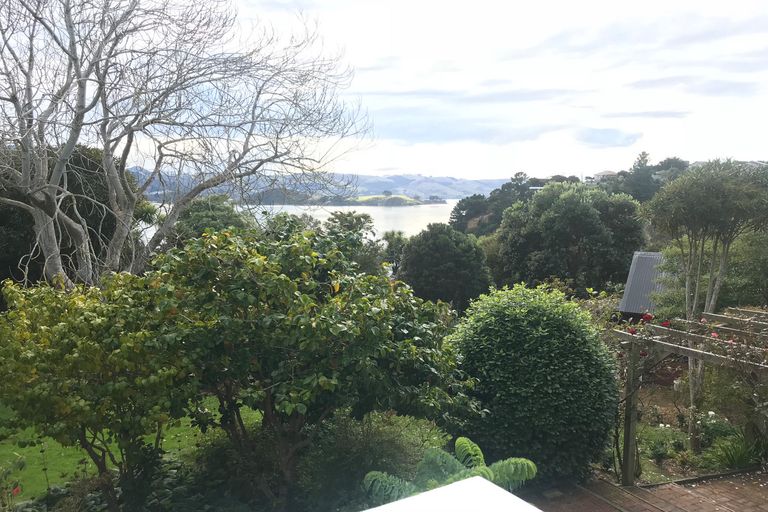 Photo of property in 8 Moerangi Street, Broad Bay, Dunedin, 9014
