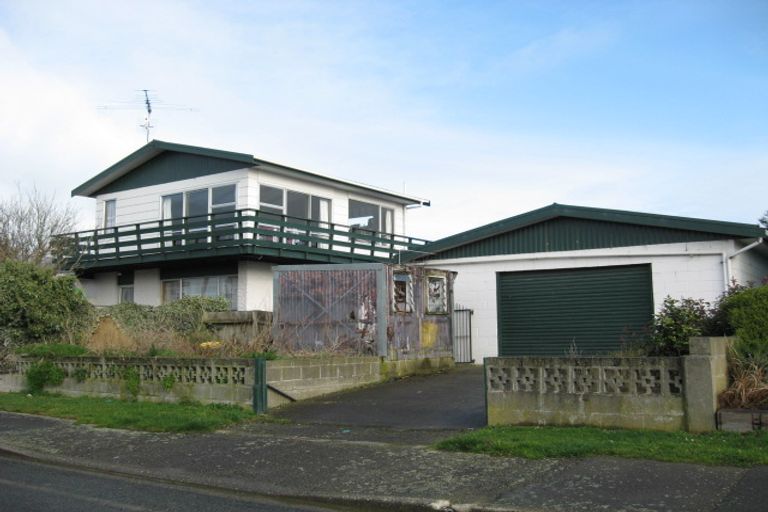 Photo of property in 2 Hastings Street, Waikiwi, Invercargill, 9810
