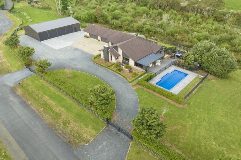 Photo of property in 275f Paparimu Road, Hunua, Papakura, 2583