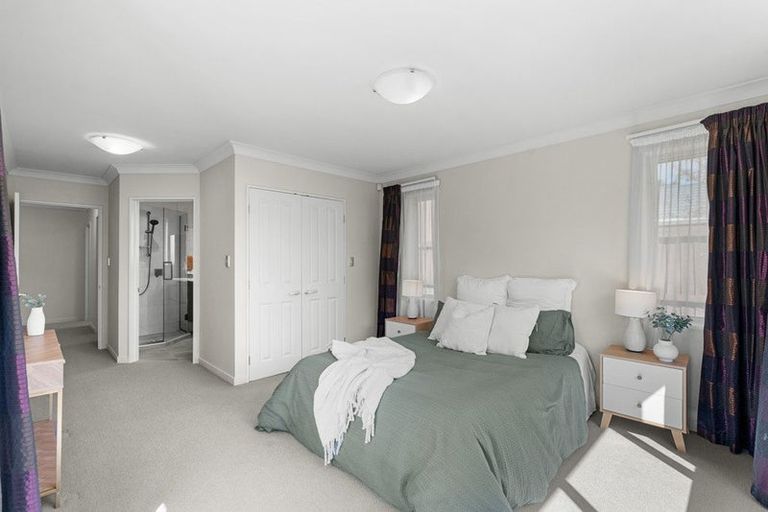 Photo of property in 313 Withells Road, Avonhead, Christchurch, 8042