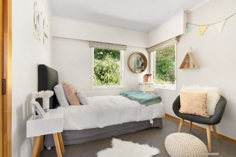 Photo of property in 13 Dasent Street, Karori, Wellington, 6012