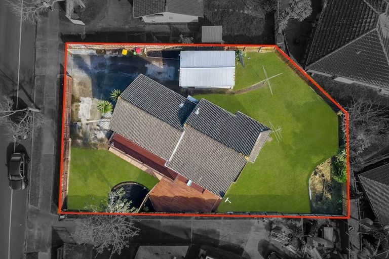 Photo of property in 31 Everglade Drive, Goodwood Heights, Auckland, 2105