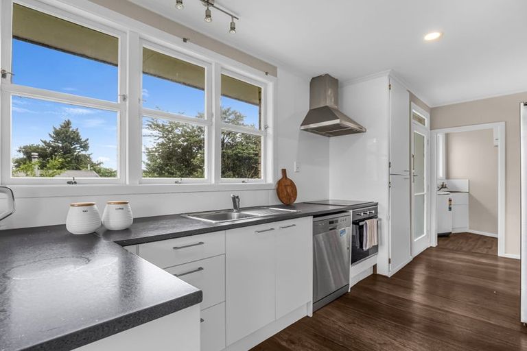 Photo of property in 58 Edmund Road, Mangakakahi, Rotorua, 3015