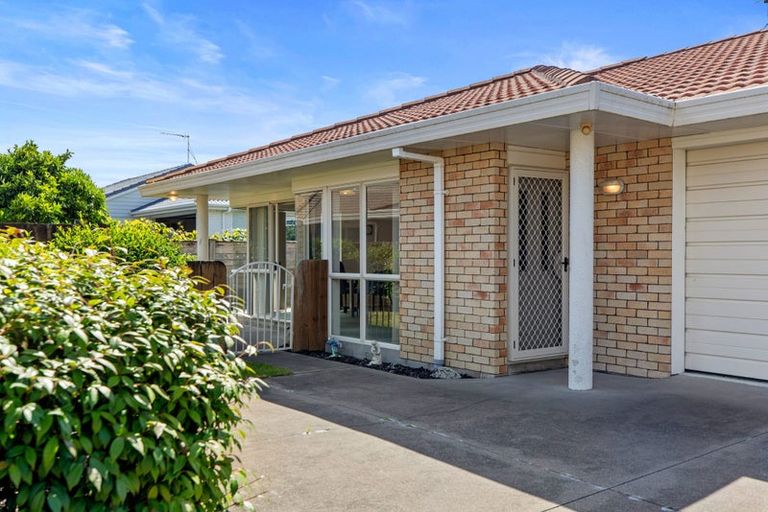 Photo of property in 17 Sandhurst Drive, Papamoa Beach, Papamoa, 3118