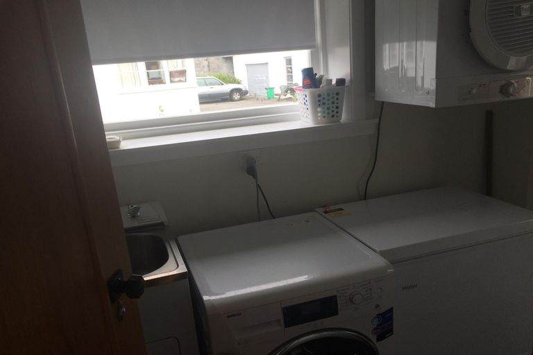 Photo of property in 79 Savage Crescent, West End, Palmerston North, 4412