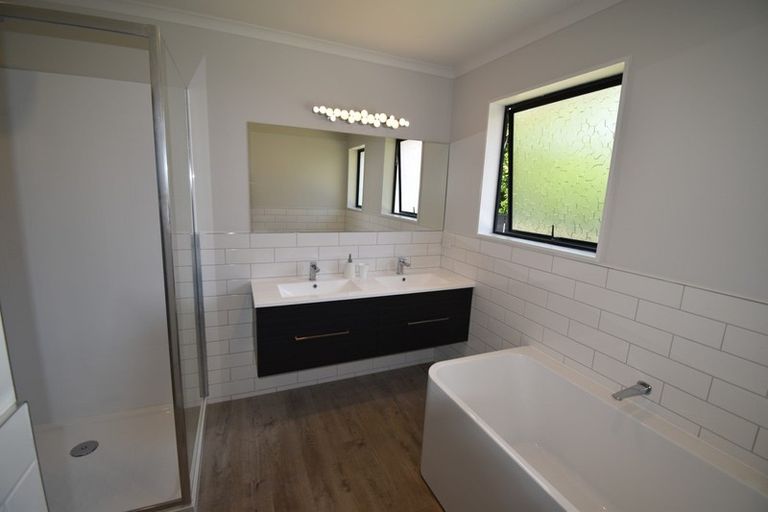 Photo of property in 12 Te Kama Street, Levin, 5510